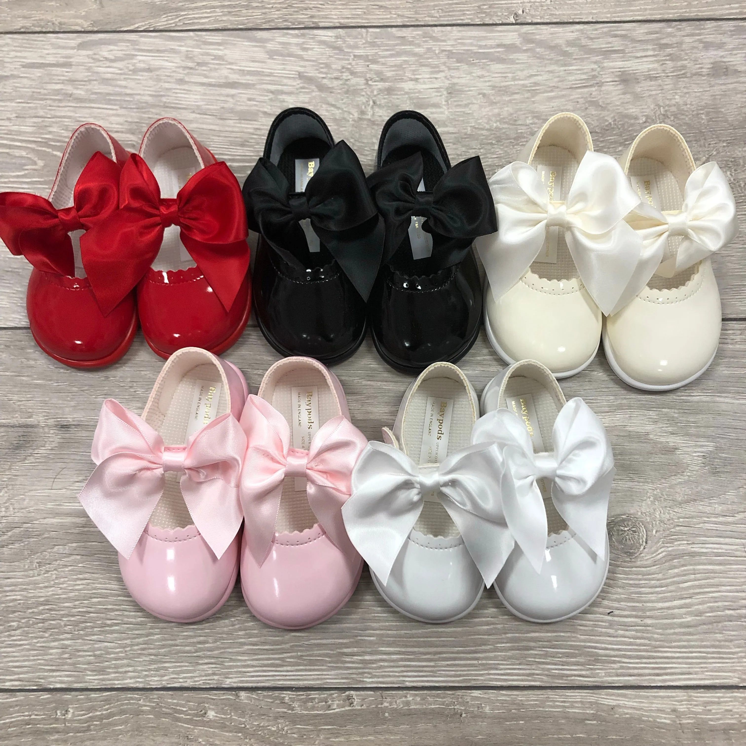 “Amelia” Hard Sole Bow Shoes