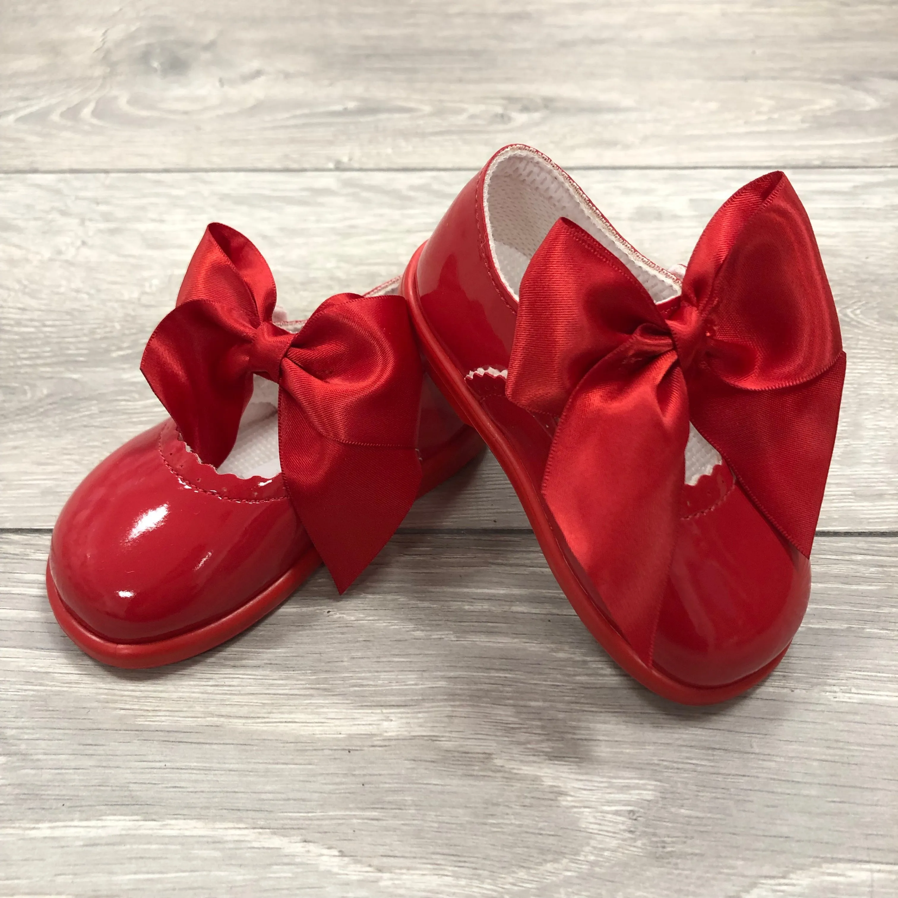 “Amelia” Hard Sole Bow Shoes