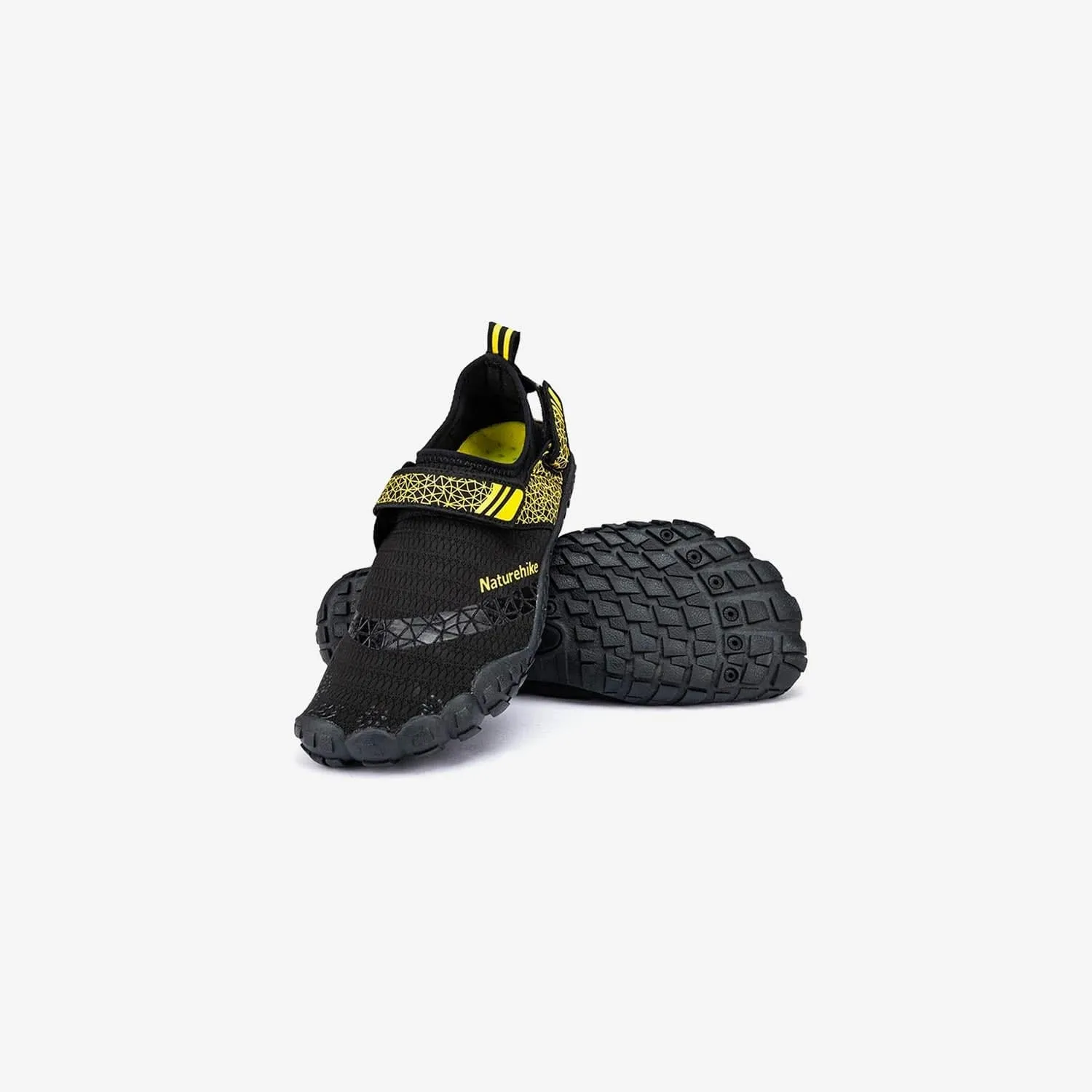 Aqua Shoes