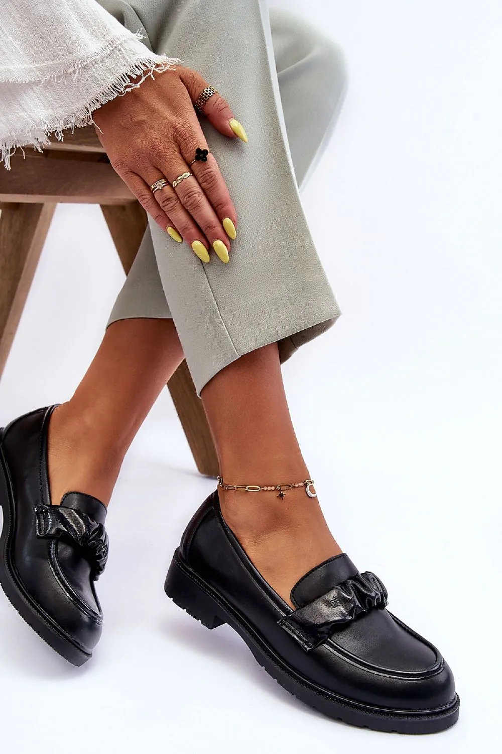 Low Shoes