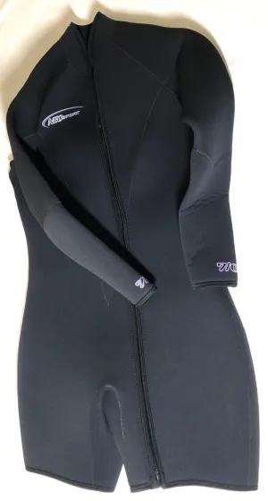 Neosport Ladies size 12  Jacket only 7mm wetsuit