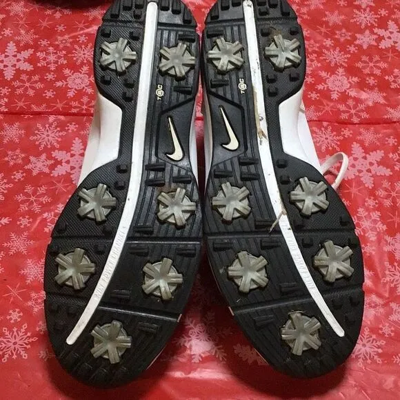Nike golf shoes youth size 5