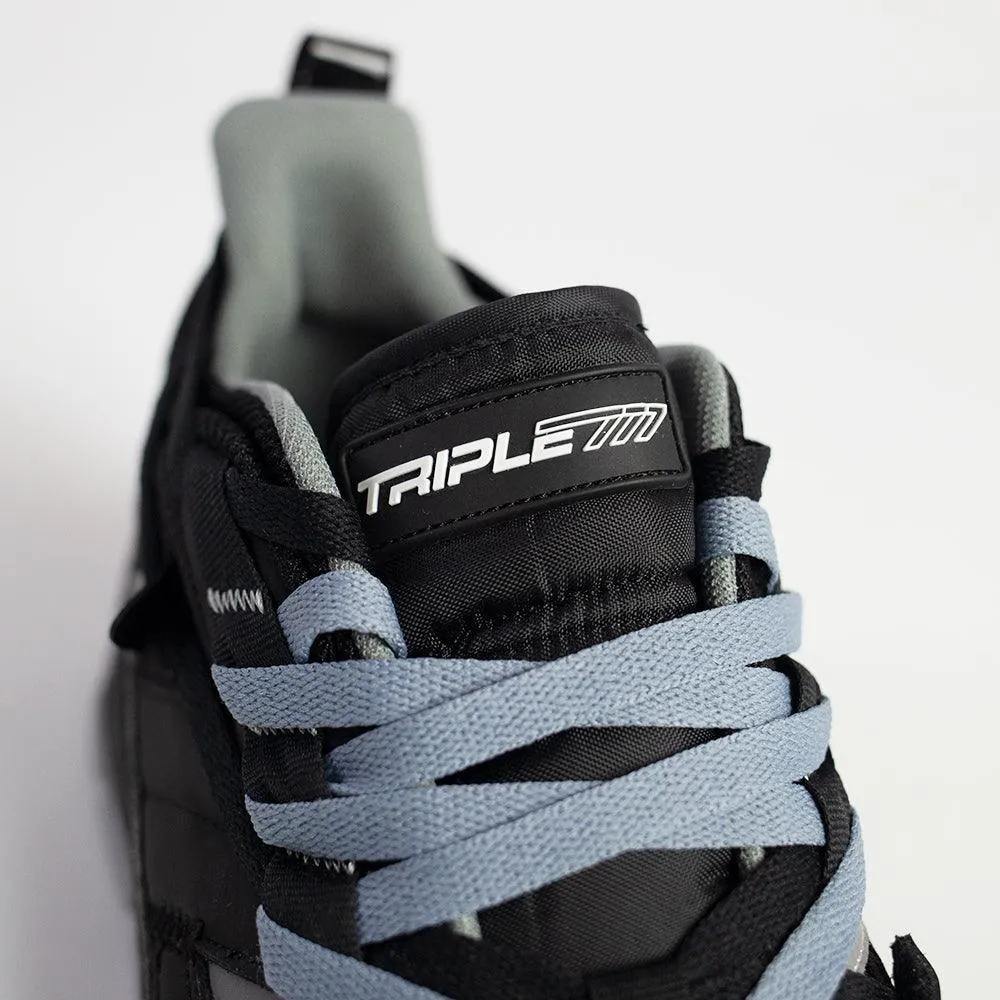TRIPLE BLACK 7SVN7