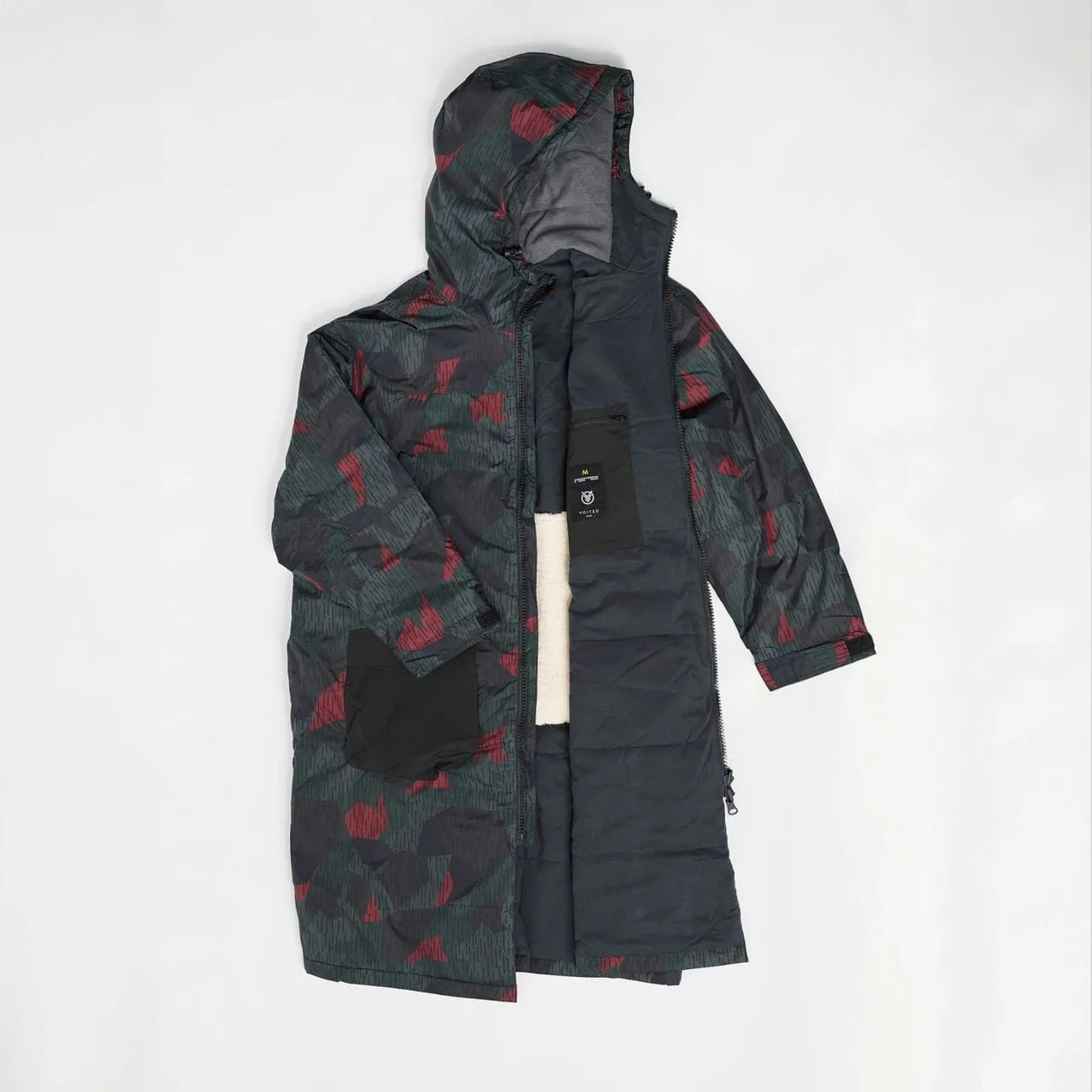 VOITED 2nd Edition Outdoor Changing Robe & Drycoat for Surfing, Camping, Vanlife & Wild Swimming - Moment Camo