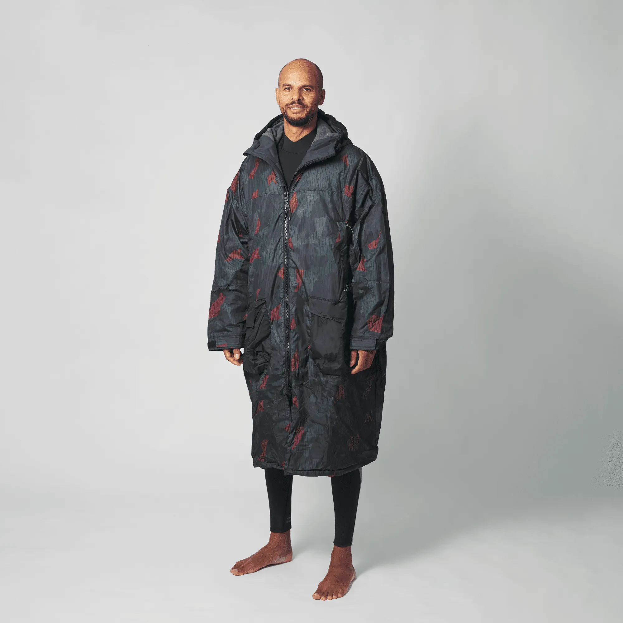 VOITED 2nd Edition Outdoor Changing Robe & Drycoat for Surfing, Camping, Vanlife & Wild Swimming  - Moment Camo