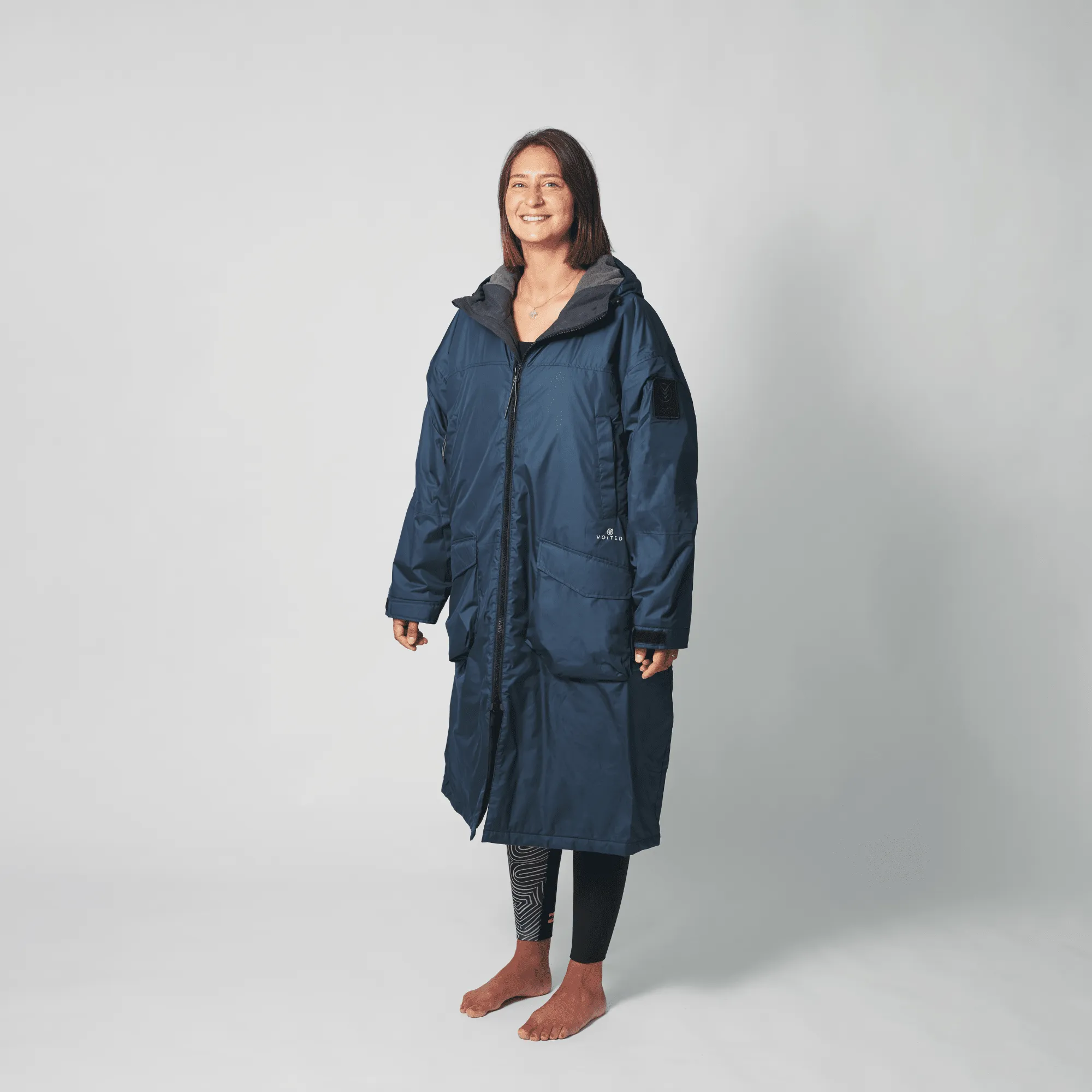 VOITED 2nd Edition Outdoor Changing Robe & Drycoat for Surfing, Camping, Vanlife & Wild Swimming  - Ocean Navy