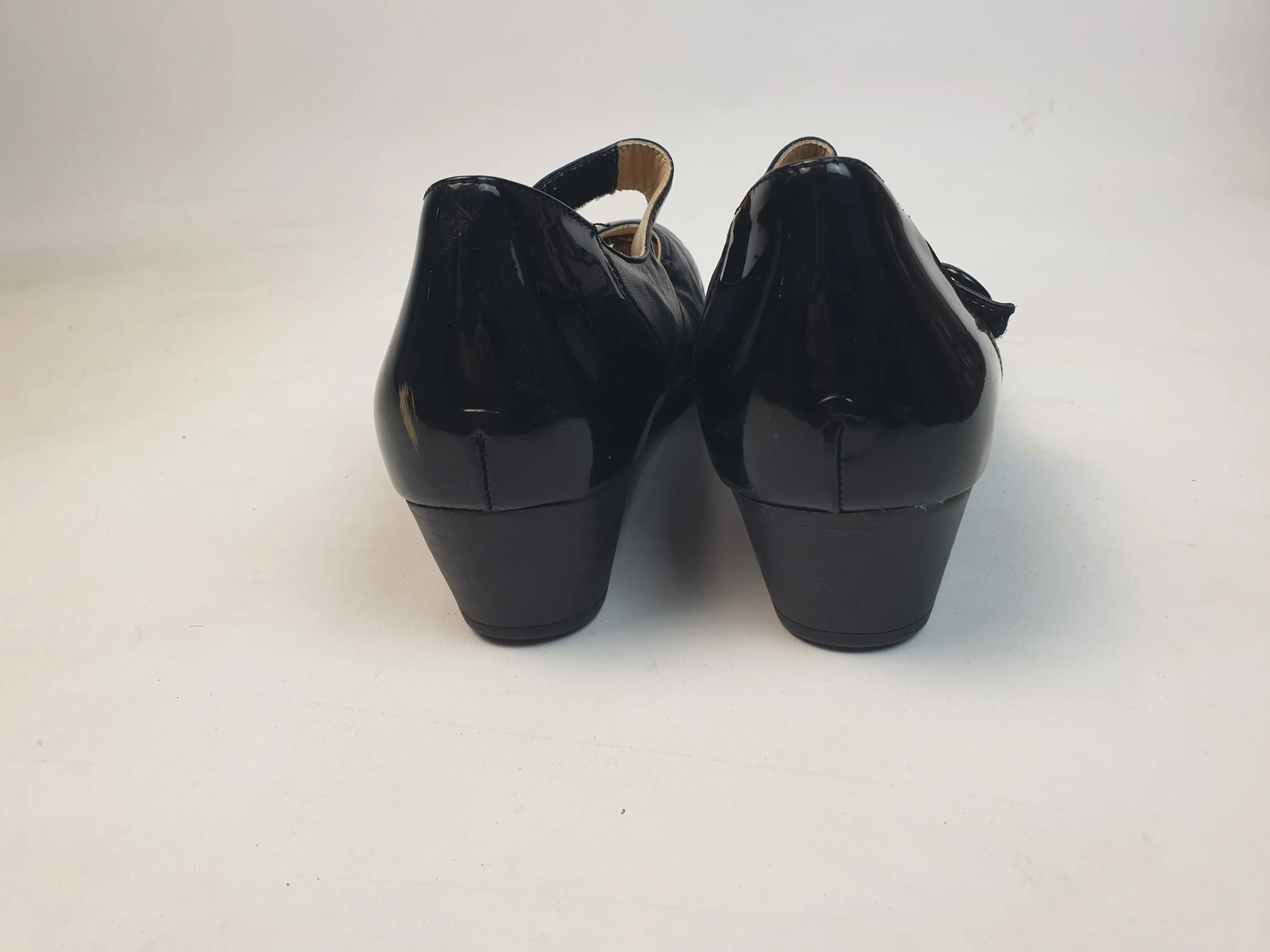 Waldlaufer black low heeled mary jane style shoes size EU 6.5 (fits AU 8.5)