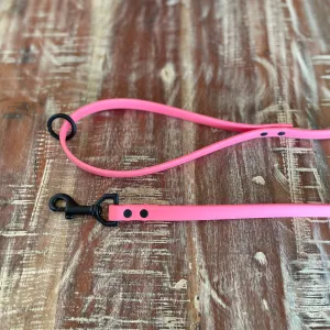 Waterproof Leash : Coral   Black