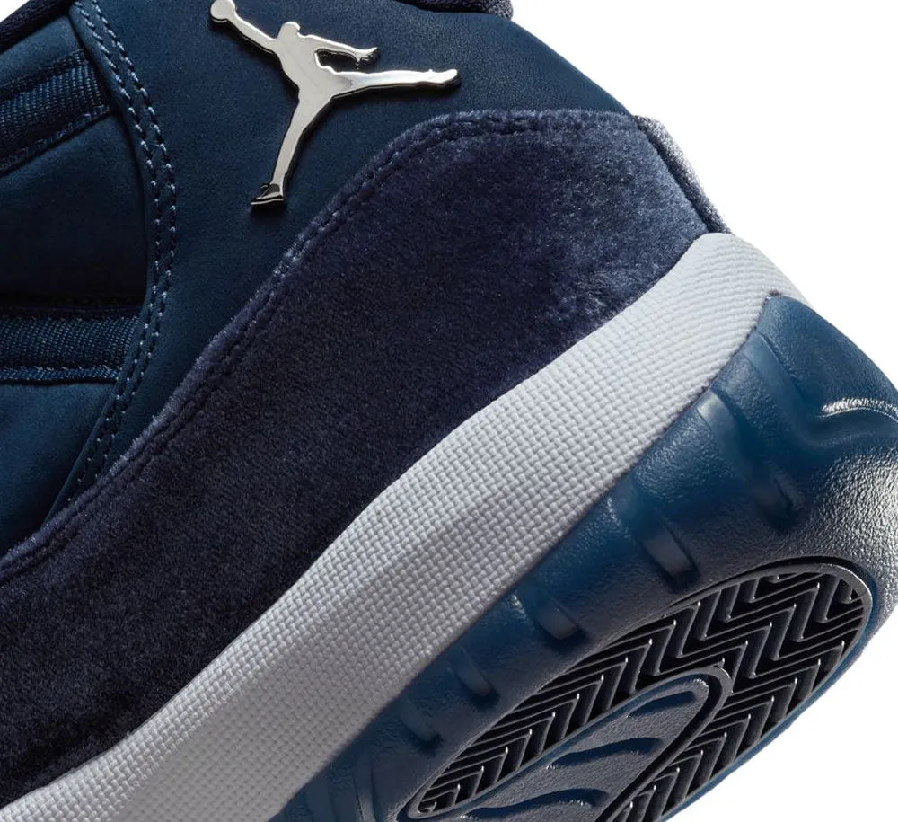WOMEN'S AIR JORDAN 11 RETRO
