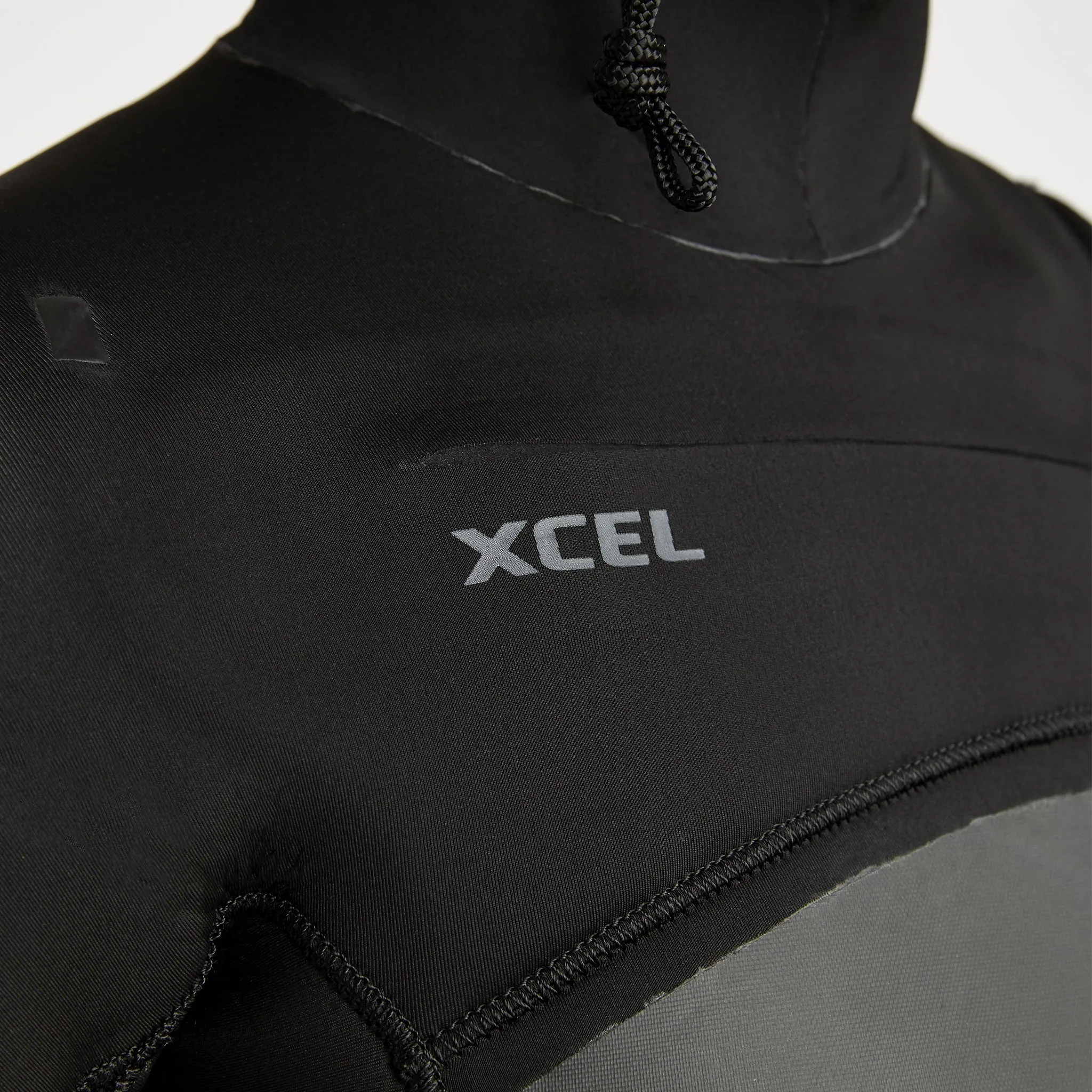 Women's Axis Front Zip Hooded Full Wetsuit 5/4mm